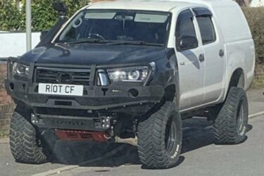 2010 toyota hilux 2.5 mk6 modified one of a kind 4x4 Image