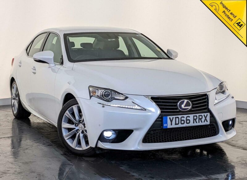 2016 LEXUS IS 300H LUXURY HYBRID AUTO SAT NAV REVERSING CAMERA SERVICE HISTORY Image