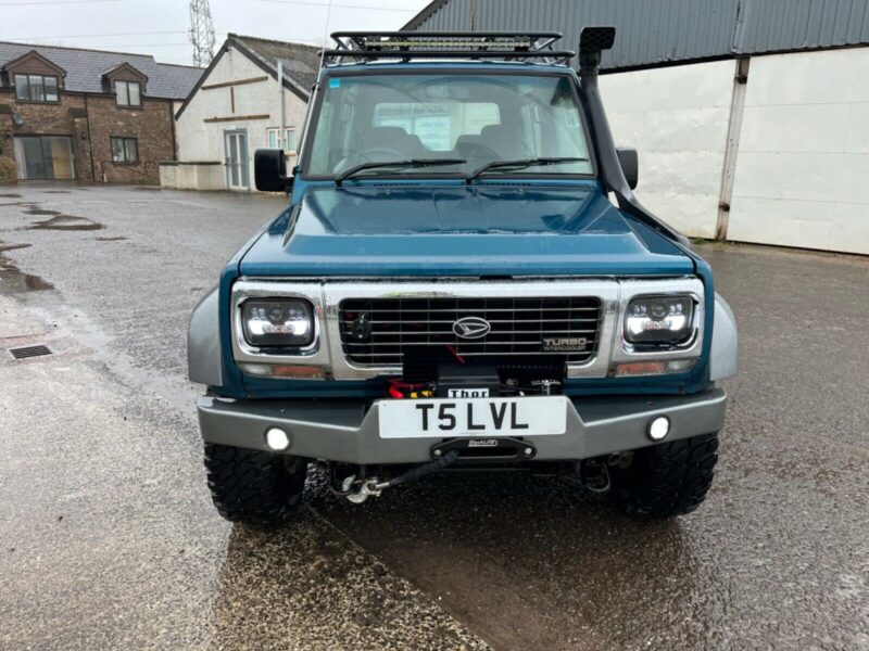 daihatsu fourtrak 1999 4x4 2.8 turbo diesel alt Land Rover 90 discovery Image