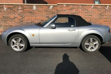 Mazda MX-5 1.8 2008 Silver only 28k miles - 1 owner from new - MOT to end April Image