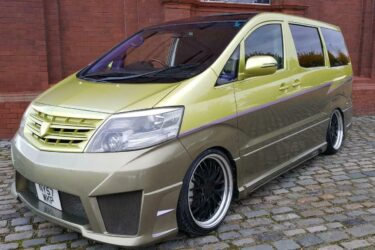 Toyota Alphard CUSTOM WALD ART MUGEN BODY STYLE 2.4 AUTO SHOW CAR * 8 SEATER * E Image
