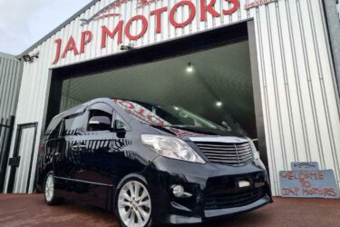 Toyota Alphard MPV Petrol Automatic Image