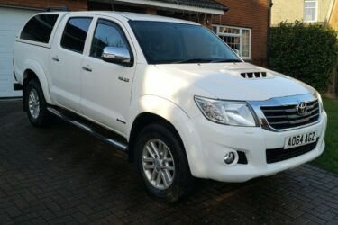 Toyota Hilux Invincible 3.0 (NO VAT) Image