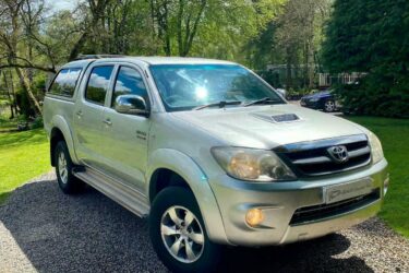 TOYOTA HILUX VIGO 3.0 d-4d AUTO PICKUP 170ps no vat Automatic Invincible Pickup Image