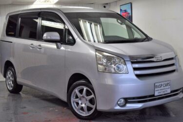 Toyota Voxy Noah 2.0 Automatic - 5 Seater Mini Camper - Van - RARE 4WD Model Image