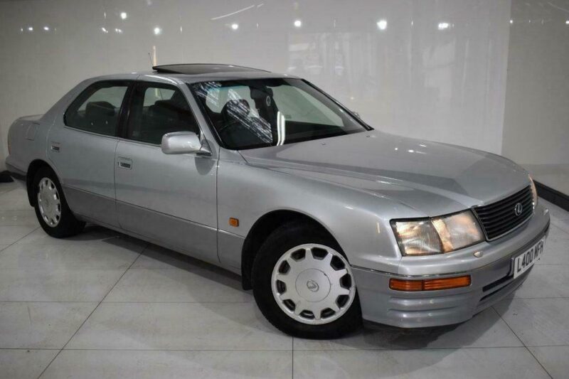 1996 L LEXUS LS 4.0 400 4D 260 BHP Image