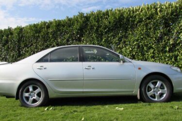2002 Toyota Camry 3.0 V6 CDX 4dr Auto SALOON Petrol Automatic Image