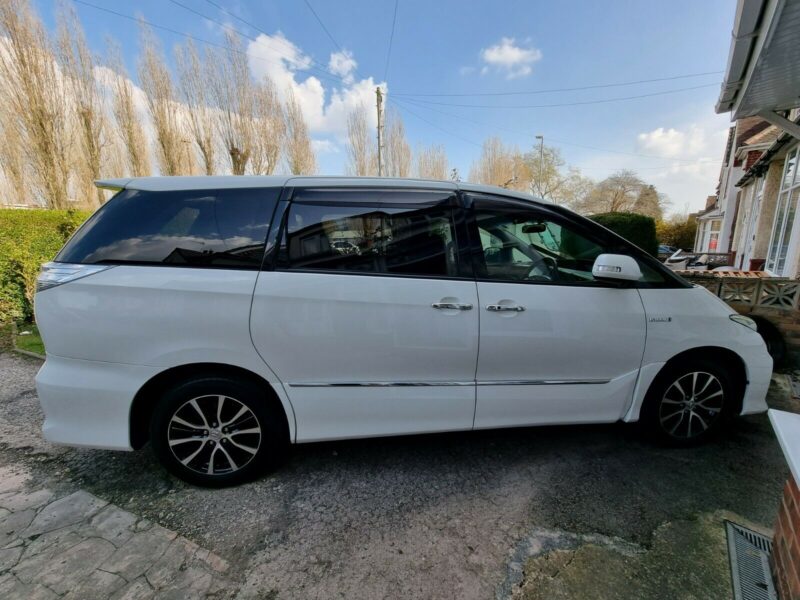 2013 Toyota Estima Aeras Hybrid 7 Seater Pearl White Low Mileage Mpv Image