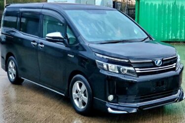 2014 Toyota Voxy Noah hybrid Euro 6 warrented mileage Hatchback Petrol/Electric Image