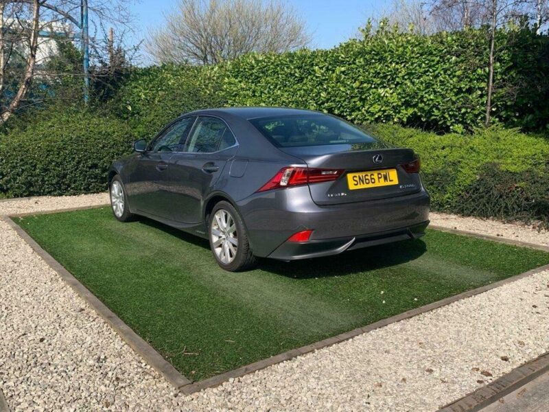 2016 66 LEXUS IS 2.5 300H EXECUTIVE EDITION 4D 179 BHP Image