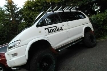 Mitsubishi Delica Monster Truck 4x4 Overland Off Roader MPV camper no px swap Image