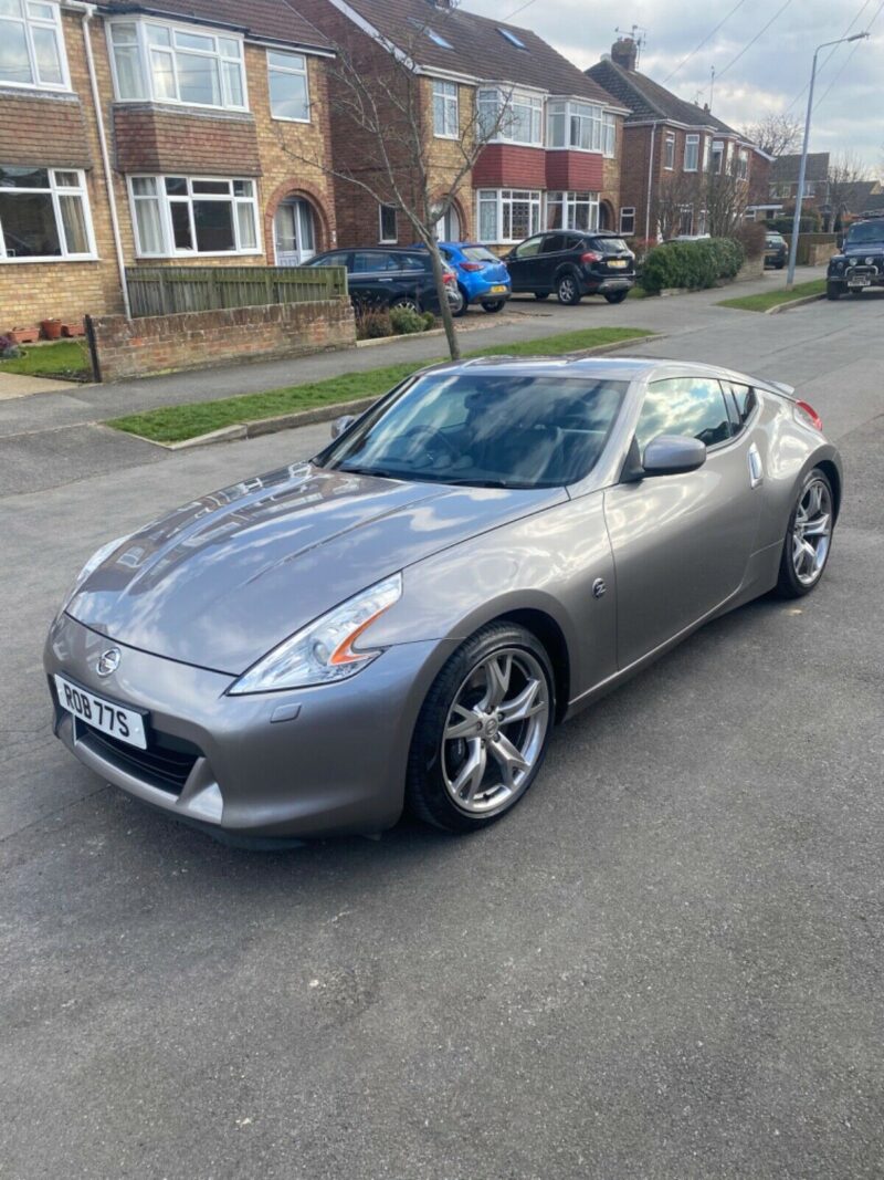 NISSAN 370Z 3.7 V6 (328 BHP) GT - FULL SERVICE + LOW MILES + 12 MONTHS MOT Image