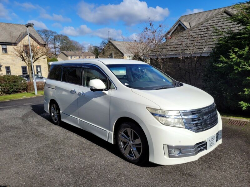 nissan elgrand rider autech fridge hot/cold cream leather 2010 82k Image