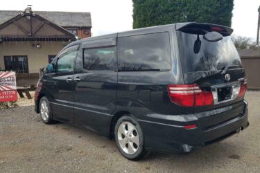Toyota alphard 2.4 automatic black corrosion free fresh japanese import 2007 Image