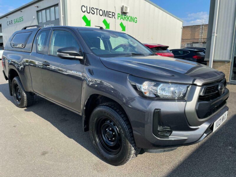 TOYOTA HILUX ACTIVE 2.4 4WD D-4D ECB 4DR REVERSING CAMERA BLUETOOTH NO VAT 2021 Image