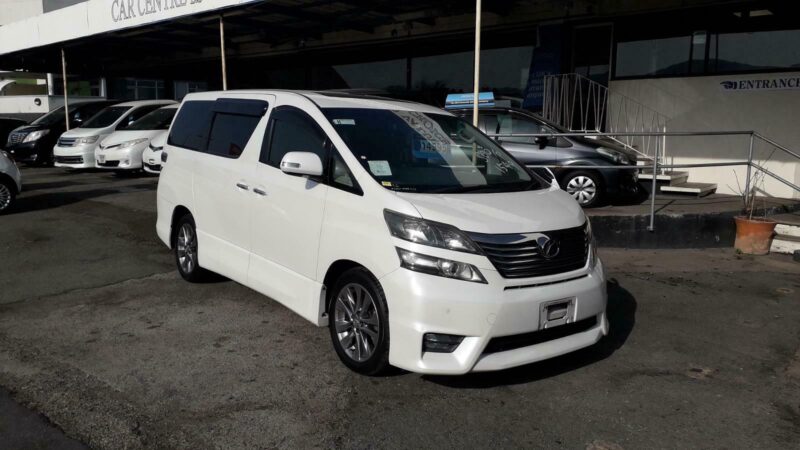 Toyota VELLFIRE Image