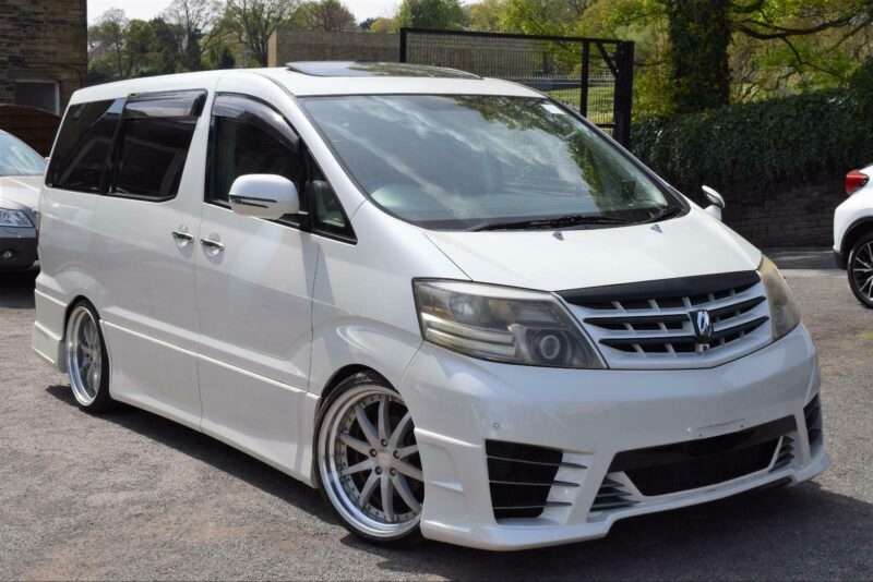 2005 Toyota Alphard 3.0 V6 Automatic 69k Miles + BODYKIT + TWIN SUNROOF STUNNING Image