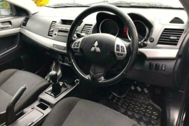 2010 MITSUBISHI LANCER 1.8 GS2 5d 141 BHP Petrol Image