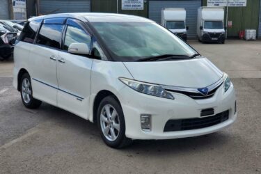 2010 Toyota Estima Hybrid E four G fresh import warrented mileage Estate Petrol Image