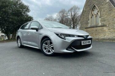 2019 TOYOTA COROLLA 1.8 VVT-I ICON TECH 5d 121 BHP Image
