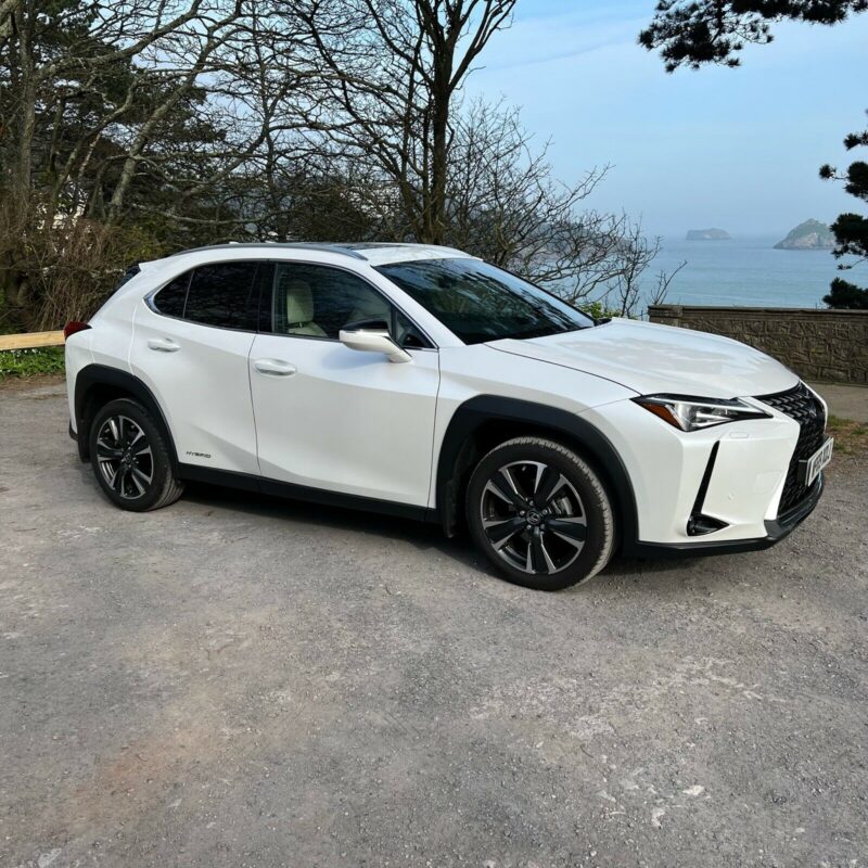 2019 69 Plate Lexus UX250h Very Low Mileage 1,100 Lovely Spec White Leather NAV Image