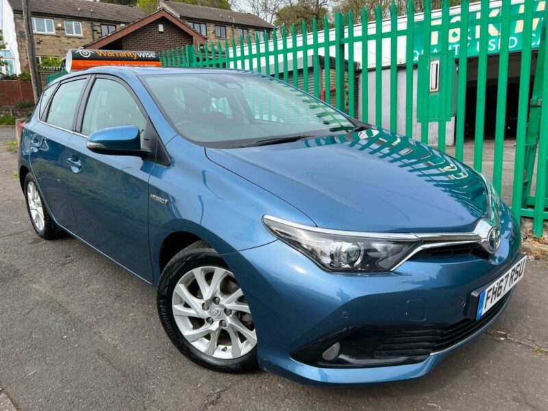 FULL TOYOTA MAIN DEALERSHIP SERVICE HISTORY//hybrid//2018 Image