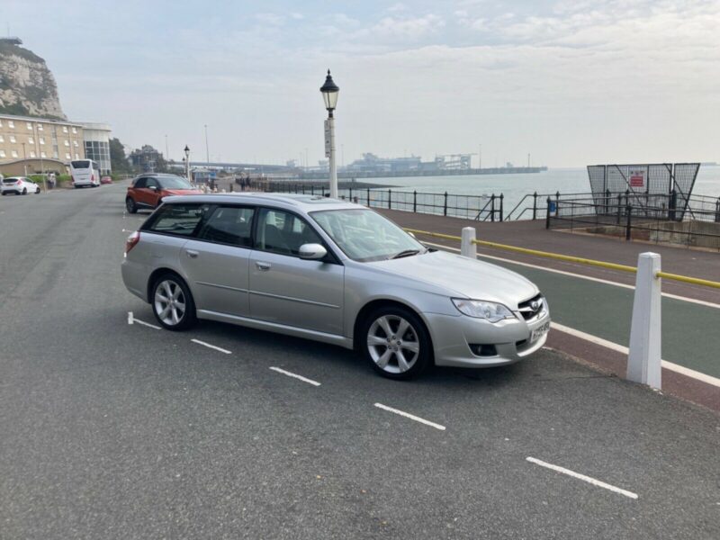 Subaru Legacy, 73K miles, 2 owners, Full Service History Image