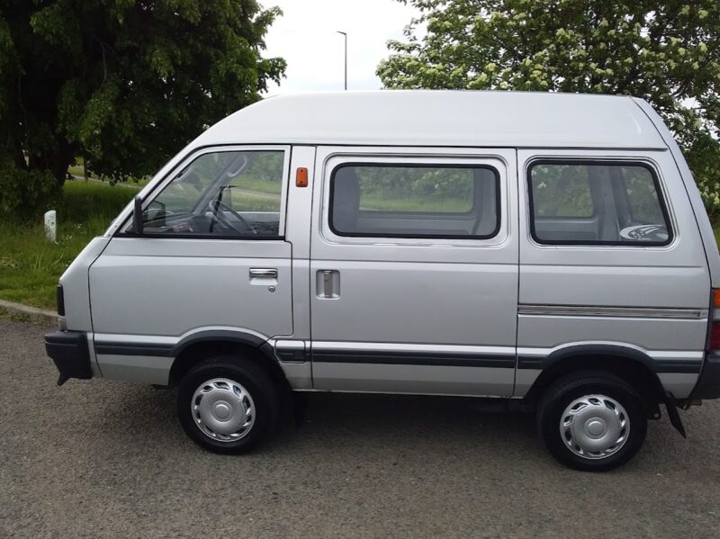 SUBARU SUMO 1992 4WD 4X4 VAN 62.5K MLS Camper ? ( POSS SWAP PX SEE BELOW ) Image
