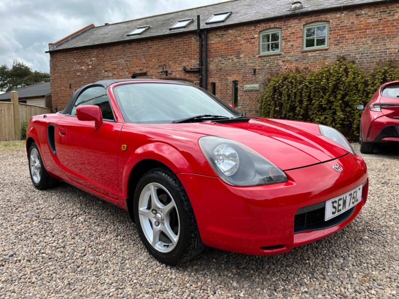 Superb 2002 Toyota MR2 1.8 VVTi, lady owner, garage stored Image