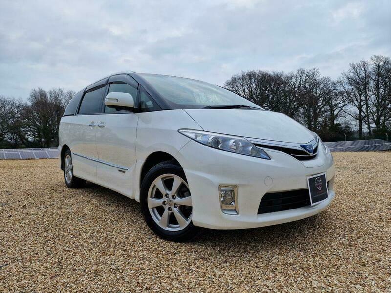 Toyota Estima 2011, 2.4 Automatic, Hybrid G Edition, Pearl White Paint