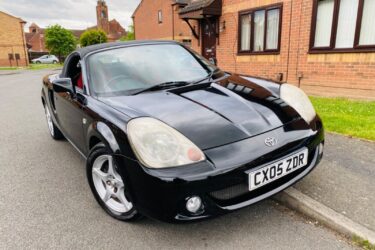 2005 TOYOTA MR2 ROADSTER 1.8 VVT-i BLACK 6 SPEED MANUAL RED SEATS CONVERTIBLE Image