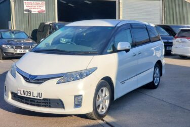 2009 Toyota Estima Hybrid E four G fresh import warrented Low mileage MPV Petro Image