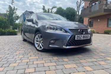 Lexus CT 200h 1.8 CT E-CVT Euro 6 (s/s) 5dr Hybrid Image