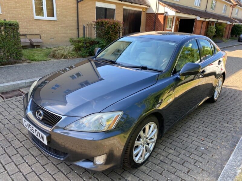 Lexus IS 250 SE L AUTO 2.5 4 DOOR SALOON PETROL ULEZ FREE Image