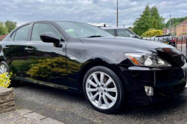 Lexus is250 v6 2.5L automatic luxury is 250 excellent condition. Image