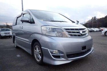 Toyota alphard 2.4 automatic silver fresh japanese import 8 seats ulez compliant Image