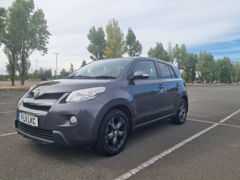 2011 TOYOTA URBAN CRUISER 1 33 DUAL VVT-I 5 DR 2WD Image