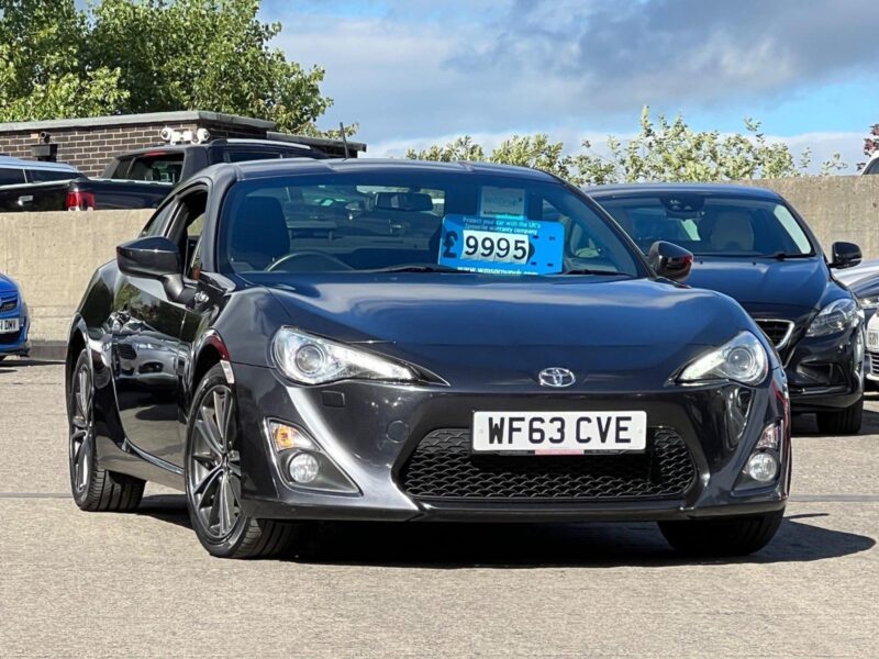 2013 Toyota GT86 2.0 Boxer D-4S Auto Euro 5 2dr Image