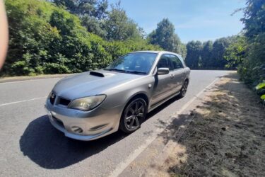 Subaru Impreza wagon wrx hawk eye silver Image