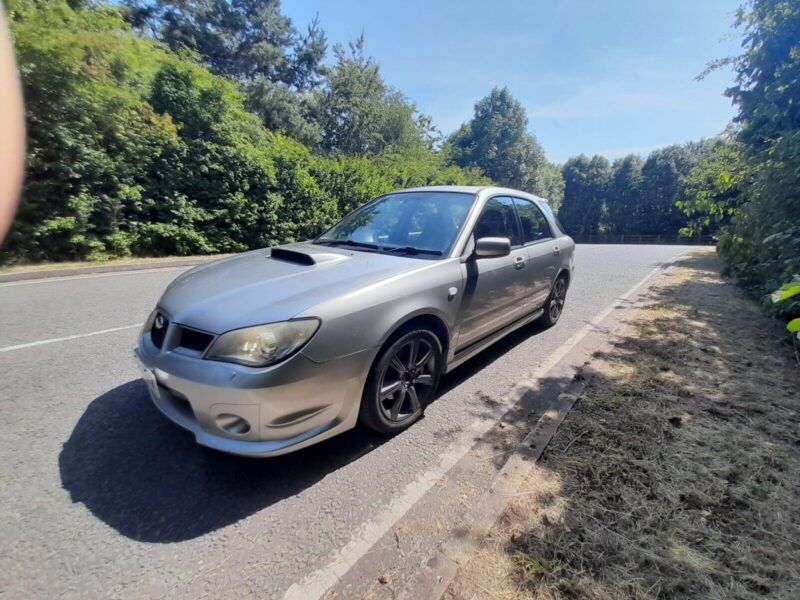 Subaru Impreza wagon wrx hawk eye silver Image