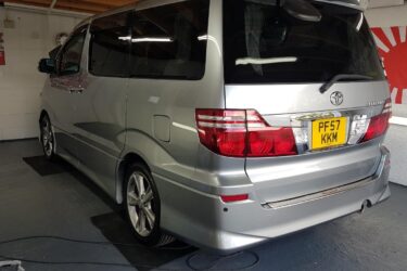 Toyota Alphard 2.4 silver petrol automatic 8 seater fresh japanese import 2008 Image