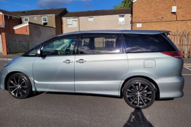Toyota Estima Aeras 2.4 petrol Image