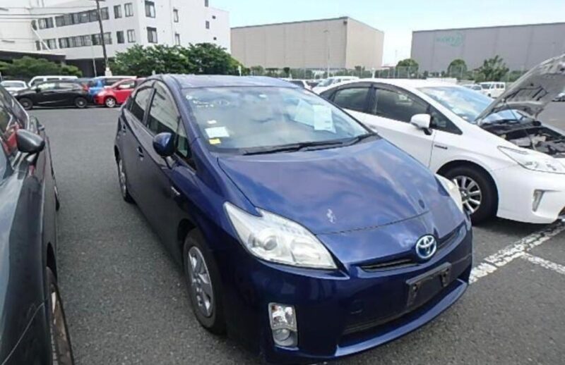 TOYOTA PRUIS 2011/61 1.8 VVTi HYBRID PETROL AUTOMATIC ULEZ FREE Image