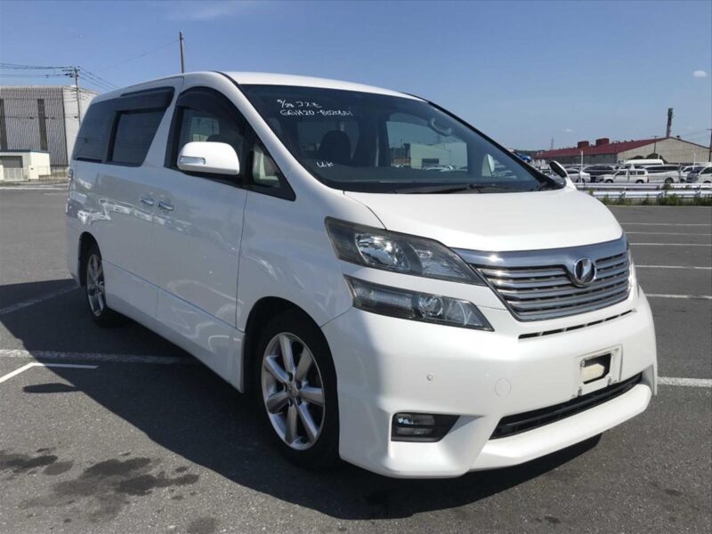 Toyota Vellfire 350Z with mobility seat Image