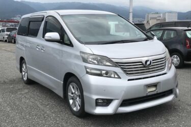 Toyota vellfire / alphard 2.4 petrol grade 4 bimta dealer Image