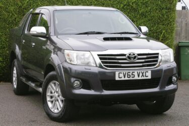 2015 Toyota Hilux Invincible D/Cab Pick Up 3.0 D-4D 4WD Manual PICK UP Diesel Ma Image
