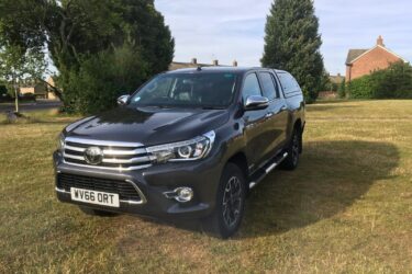 2016 TOYOTA HILUX Invincible X PickUp 2.4 D-4D Auto with Canopy Image