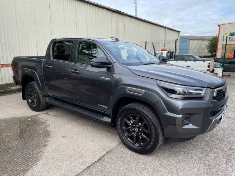 DELIVERY MILEAGE TOYOTA HILUX INVINCIBLE X AUTOMATIC Image
