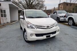 Toyota Avanza 1.4L White Petrol LHD Automatic 7 Seater 2015 Low Miles