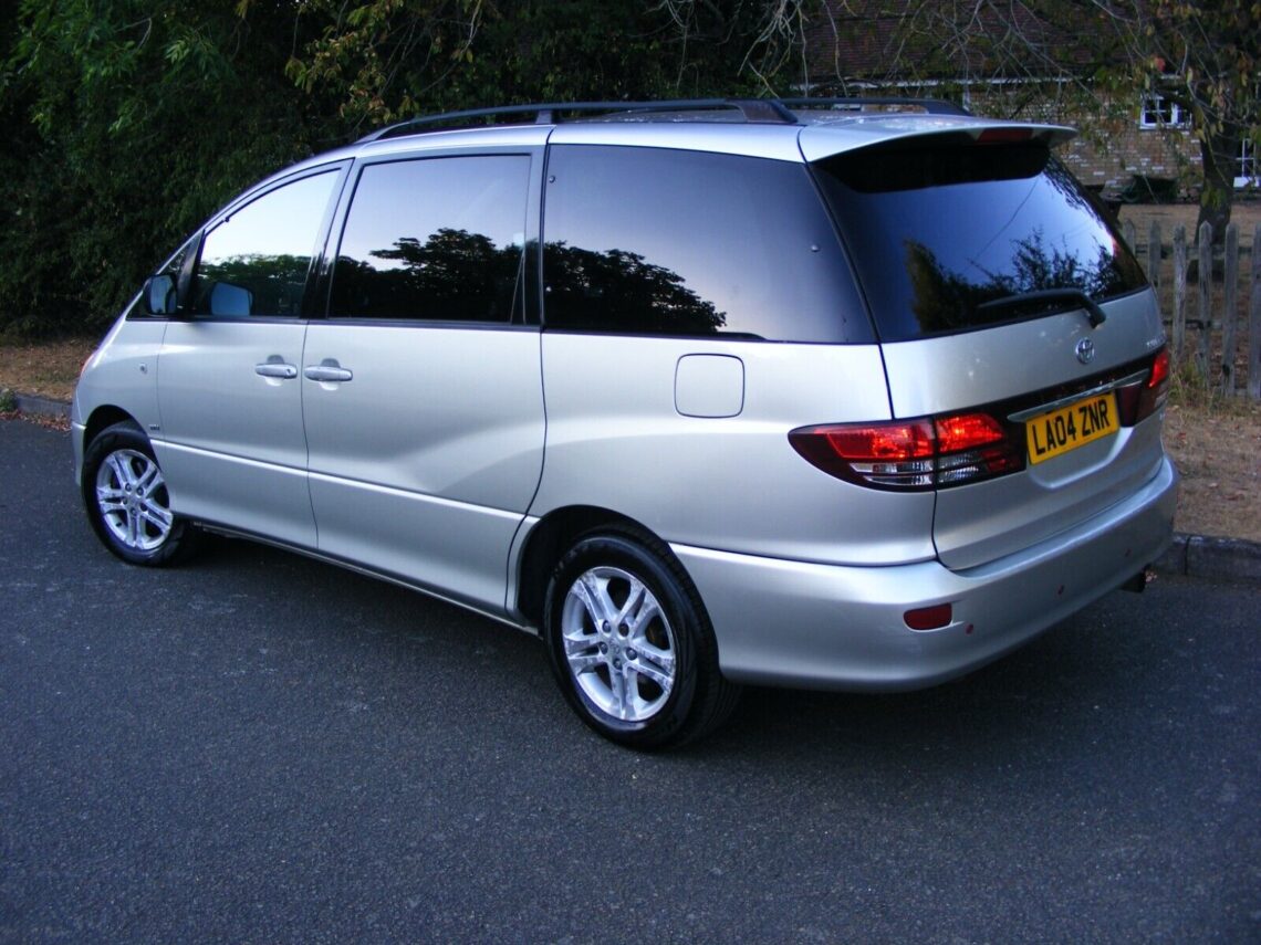 Toyota previa 2004